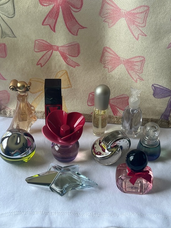 Cute.10pc Mini Perfumes. - Picture 3 of 12